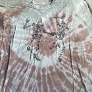 Pacsun skeleton tshirt